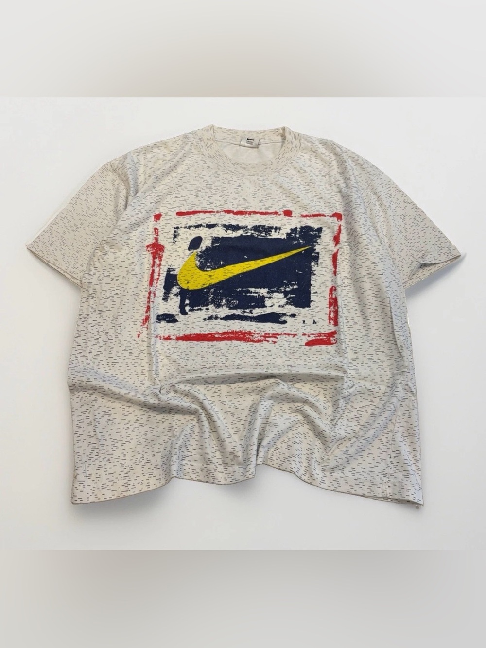 Vintage Nike Swoosh T-Shirt Graphic Tee Size Medium 90s Gray White Y2K Boxy